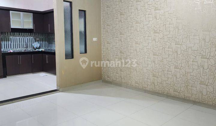 Dijual Villa Komplek Cemara Asri Jl. Camelia 2