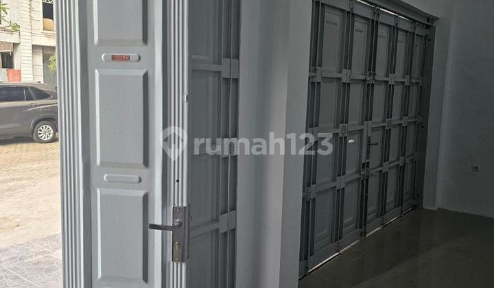 Disewakan 2 Unit Ruko Gandeng Blok B