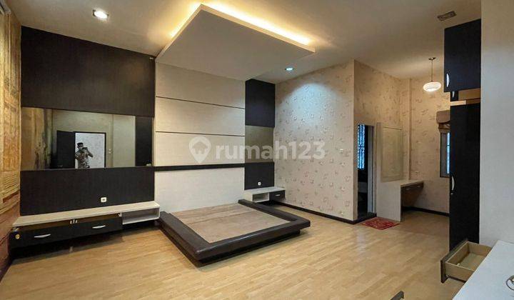 Villa Lux Full Furnish Komplek River View Polonia 2