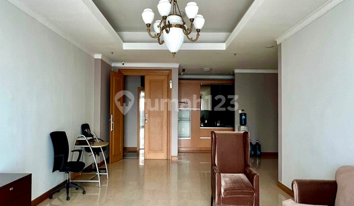 Apartemen Kempinski Residence 2BR Furnished Bagus-BOT 2055 Apartemen Kempinski Residence 2BR Furnished Bagus-BOT 2055