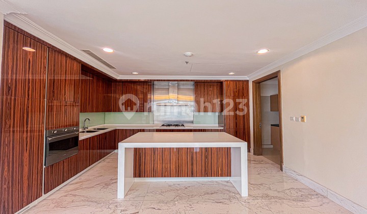  Apartemen Botanica 4 Bedroom Unfurnised / Furnished  2