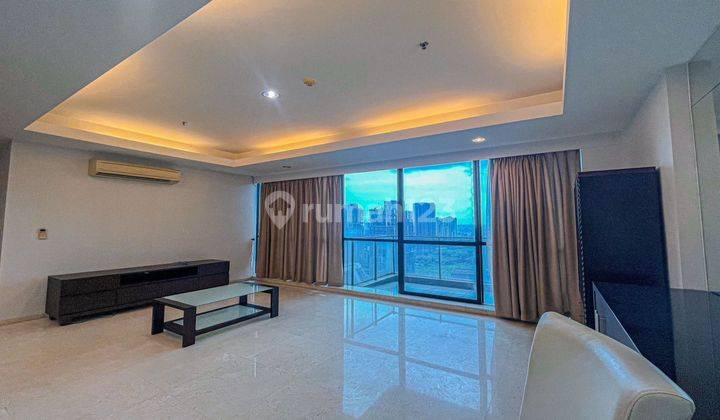  Balcony Apartemen Setiabudi Residences 3 Bedroom Furnished 2