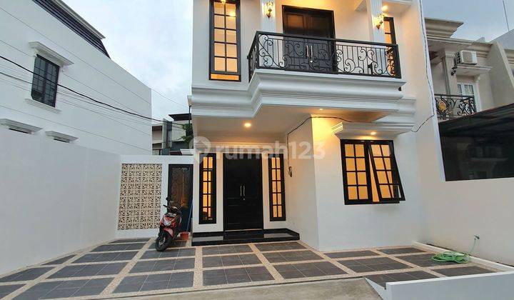 Rumah Cantik Posisi HOOK Dalam Townhouse Akses 2 Mobil Jagakarsa 2