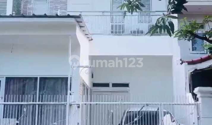 Dijual Murah Rumah di Cluster Cemara Banjar Wijaya Tangerang