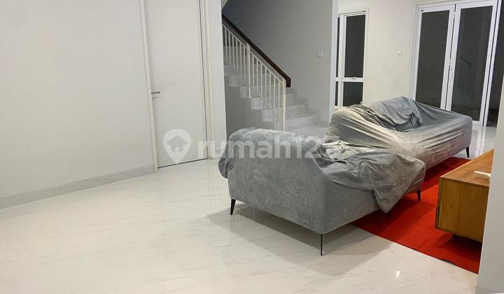 American Classic House 180sqm Land at the Border of BSD & Gading Serpong American Classic House 180sqm Land at the Border of BSD & Gading Serpong