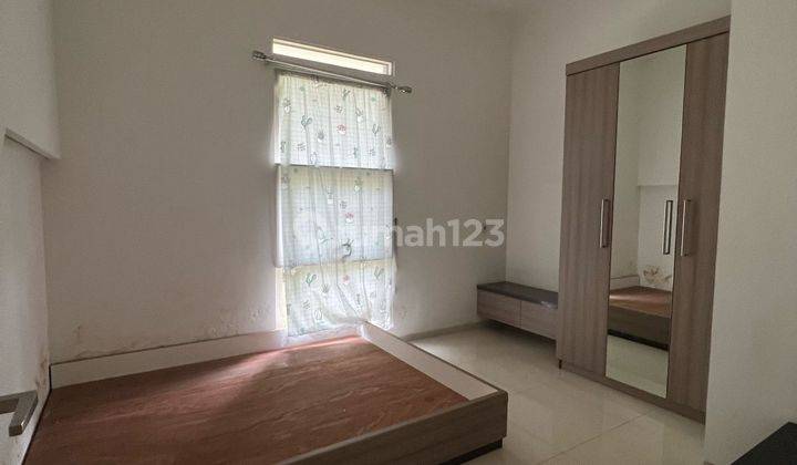 Rumah Luas 5 Kamar Semi Furnished Dekat Umn Gading Serpong 2