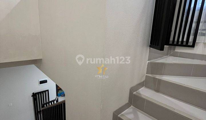 Rumah Jual Rugi Di Gs Ada Kitchen Set, Kanopi, Kt Full Interior 2