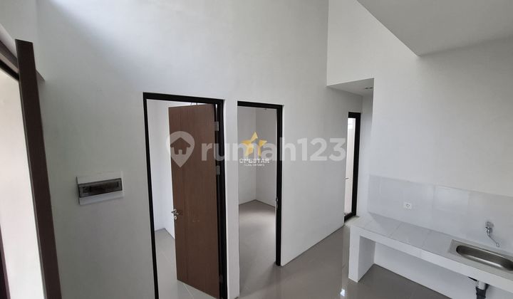 New 2-Bedroom House Corner Position Not Facing Neighbors Near Station New 2-Bedroom House Corner Position Not Facing Neighbors Near Station