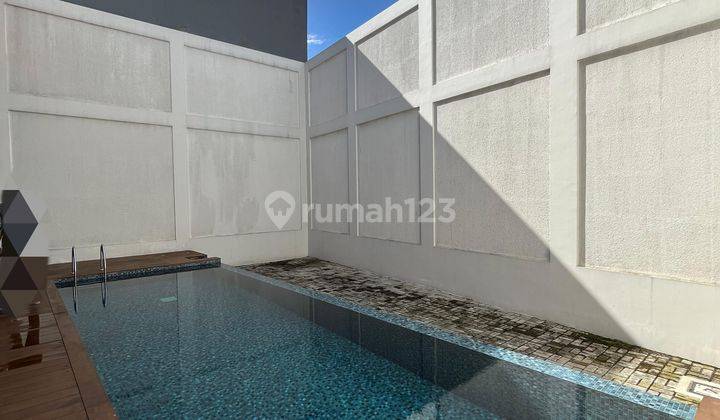 Turun 800juta Rumah Full Marmer Ada Kolam Renang Di Backyard 1