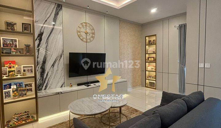 Rumah Furnished 4 Kamar Tidur Dekat Pasar 8 & Mal Living World 1