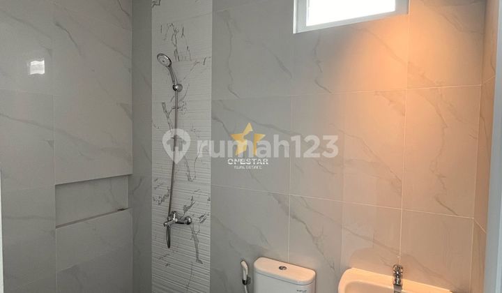 House in a Sector Near Schools, New Building, Main Road Access, Enclosed Kitchen.