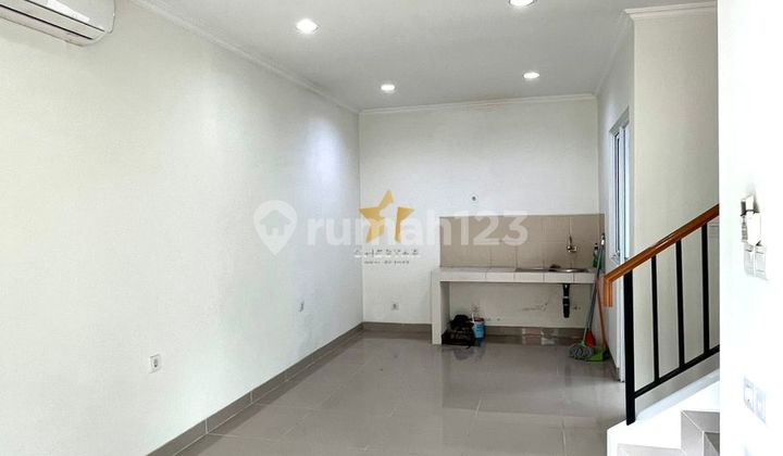Rumah 2 Lantai Ada Kmr Tiap Lantai Kondisi Rapi Siap Ditempati 2