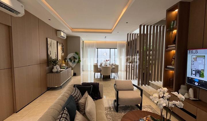 3-Story House with Maximum Layout, Front Side Pedestrian Area, 4-Meter Road Access, Cluster Location Near Green Belt BSD
