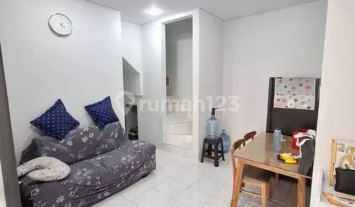 Rumah Full Furnished Dpn Ada Teras & Kanopi Row Jalan Bs 3 Mobil 2