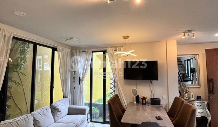 Drop 200 Million, 3-Bedroom House Near Schools, Hospitals, Malls, SMS, Karawaci. Drop 200 Million, 3-Bedroom House Near Schools, Hospitals, Malls, SMS, Karawaci.