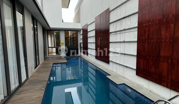 Luxurious House With Private Pool & Lift Beautiful Interior In Bsd City 2