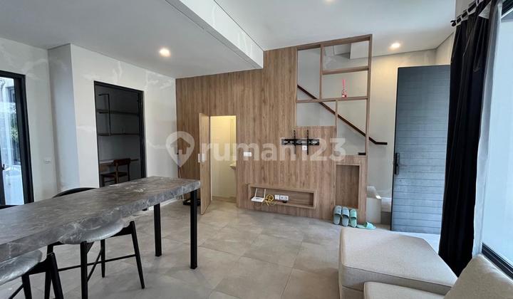 3-Bedroom House Fully Furnished with AC, Water Heater, Kitchen Set in BSD Near Mall 3-Bedroom House Fully Furnished with AC, Water Heater, Kitchen Set in BSD Near Mall