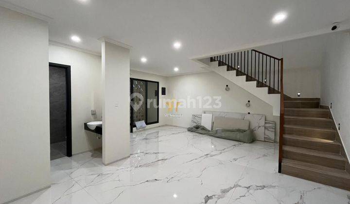 Rumah Cakep Sudah Renovasi Ganti Lantai Quadra Slab & Perluasan Kamar Tidur 1