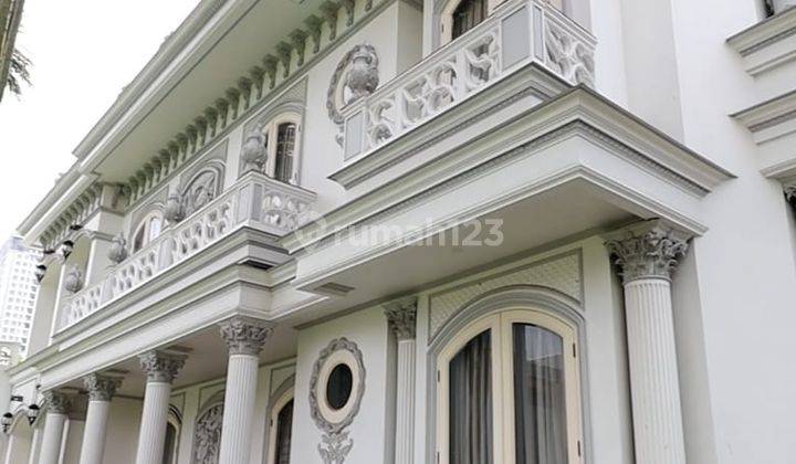 Rumah Mewah Gaya Eropa Klasik Ada Kolam Renang Di Kelapa Gading 2