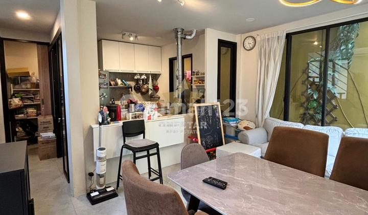 Drop 200 Million, 3-Bedroom House Near Schools, Hospitals, Malls, SMS, Karawaci. Drop 200 Million, 3-Bedroom House Near Schools, Hospitals, Malls, SMS, Karawaci.