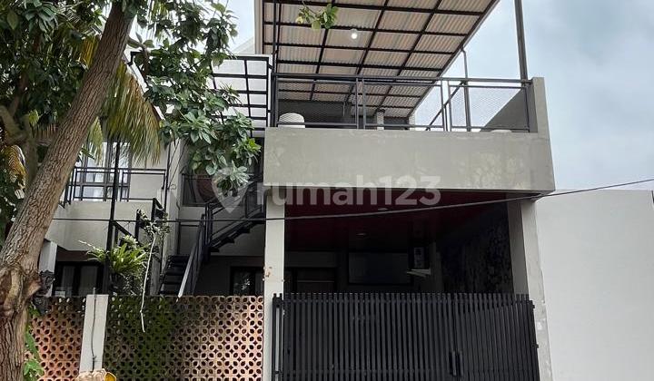 4-Bedroom House Ready to Occupy with Kitchen Set, Dining Table, Sofa in BSD