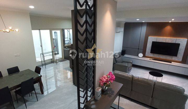 Dijual Rumah Full Furnish Cluster Flamingo The Springs Gading Serpong  2