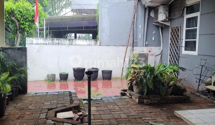 Dijual Rumah Hadap Taman Griya Loka Bsd City 2