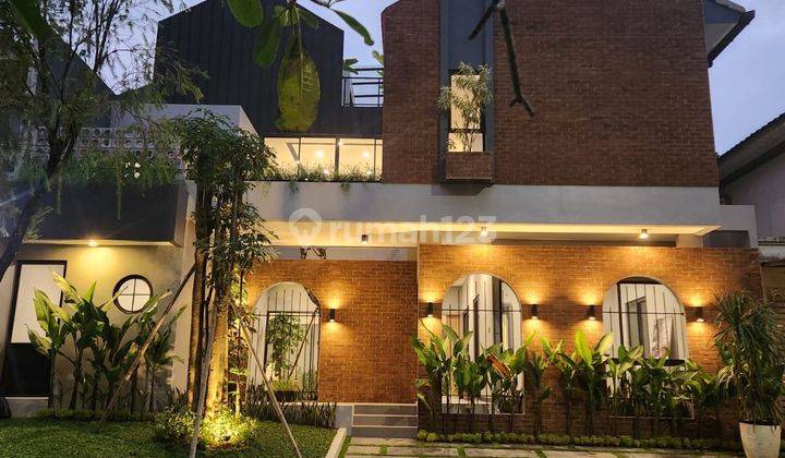 Rumah The Green BSD ada Attic dan Rooftop Balkon 1