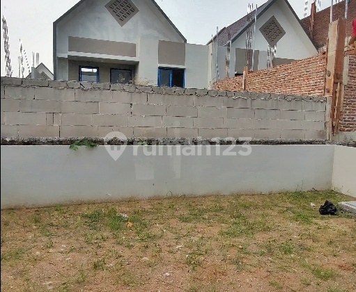 Podomoro Tenjo Cluster Damar, House with Super Large Yard, New Handover. 2