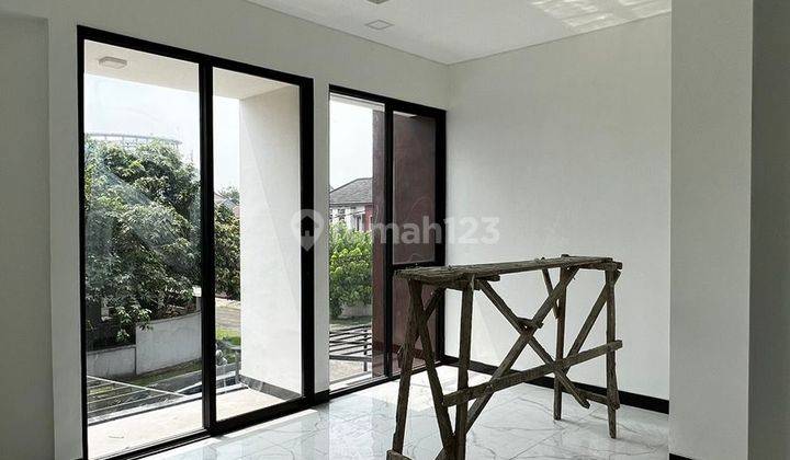 Dijual Rumah Baru Hoek, Lokasi Premium, Griyaloka Sektor 1.5 Bsd City 2