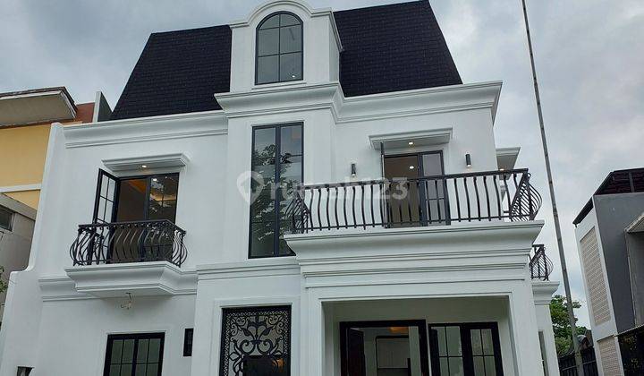 Rumah Baru 3 Lantai Icon Bsd Serpong 1