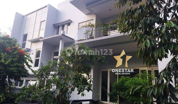 Dijual Rumah Mewah Taman Luas Di Cluster Nyaman Teduh Taman Telaga Golf Bsd 2