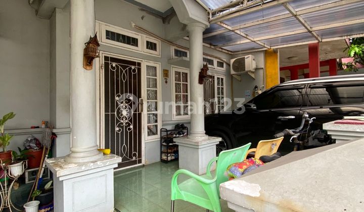 Di Jual Rumah Di Cluster Fedora Graha Raya  2