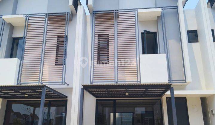 Rumah di Cluster Myza BSD city
 Dekat Rans kuliner dan 10 menit k Stasiun Cisauk 1