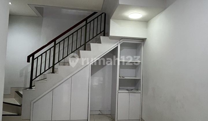 For Rent House in Virginia Paramount Cluster, Serpong Tarko Location. 2