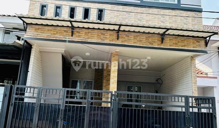 *fb* Dijual Rumah Bangunan Mandiri Di Sektor 7b Sangat Dekat K Pasar Paramount.dan Mal Serpong