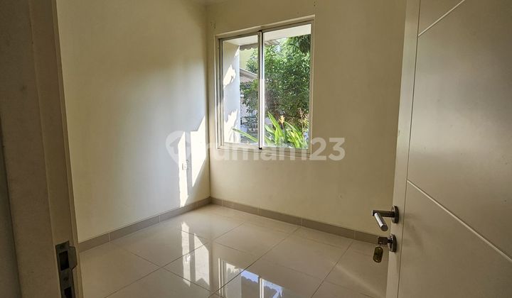 For Sale House In Thomson Cluster 2 Floors Very Neat 2
