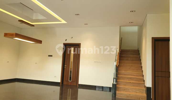 Le899* Dijual Rumah di Verdant View . The Icon Bsd City Hoek Bangunan Mandiri 2