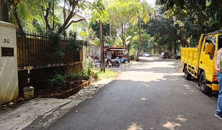 Di Jual Rumah Di Jalan Delman Tanah Kusir Kebayoran Lama  Shm 2 Lantai Butuh Renovasi 2