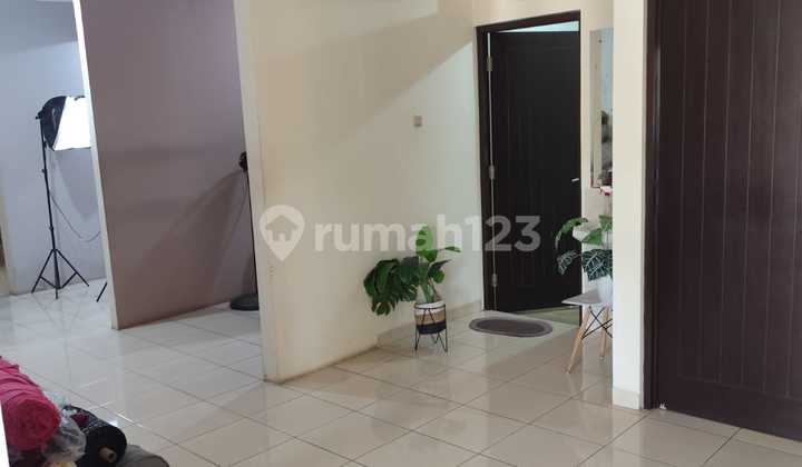 FOR SALE Hook House in Aralia Cluster, Harapan Indah 2 Housing Estate