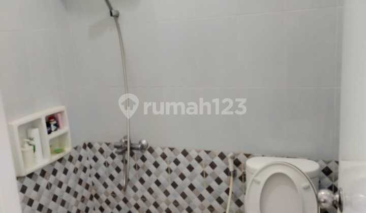 Dijual Rumah siap huni.  Green Ara, Cluster Albasia.  Harapan Indah, Bekasi. 2