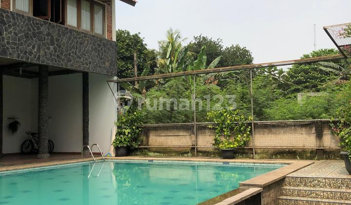 Rumah Asri Cinangka Depok Bojongsari Depok. Kolam Renang Pribadi 2