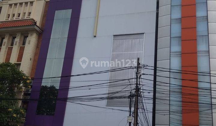 Ruko di Jl Balikpapan Raya, Jakarta Pusat 264 M Sudah Renovasi HGB 1