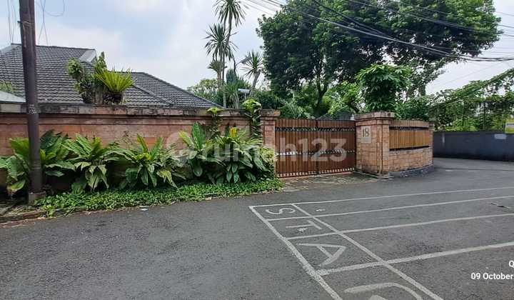 House Needs Minimal Renovation Unfurnished Cipete, South Jakarta 2