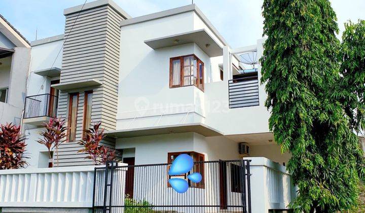 Rumah 2 Lantai Sudah Renovasi Semi Furnished SHM di Jl Radar Auri, Depok 2