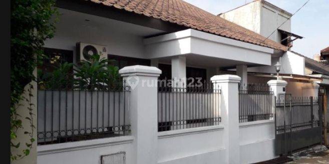 Dijual rumah dalam komplek cipete,jakarta selatan 1