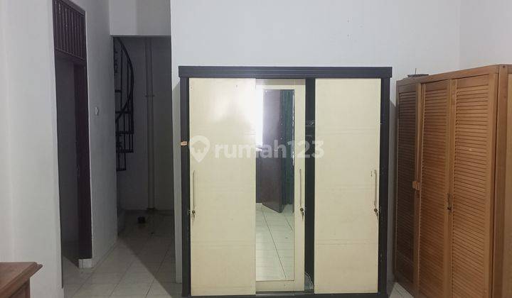 Rumah Disewakakan Radio Dalam SHM 2
