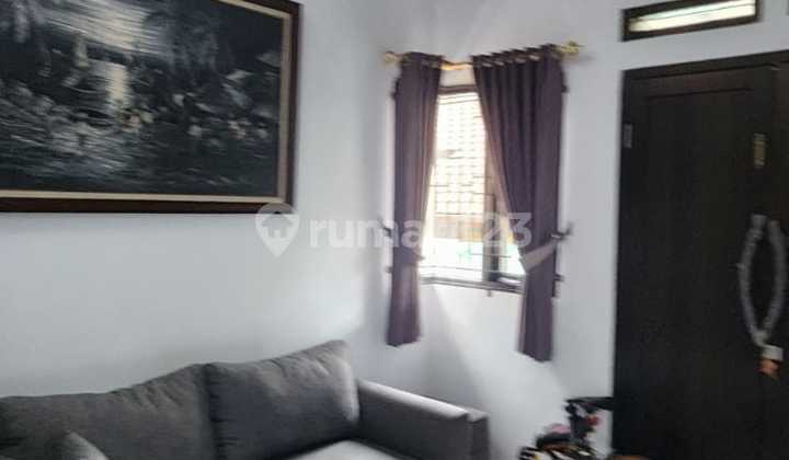 Rumah Dalam Komplek Tanpa Furnis