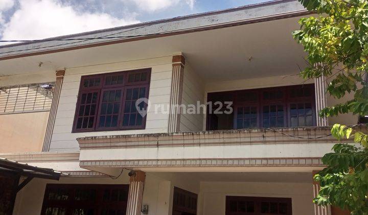 Dikontrakan Pinggir Jalan Raya Petukangan 1