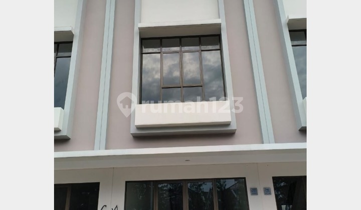 Ruko Hadap Jalan sudah ramai dekat sekolah. Cocok utk berbagai usaha atau disewakan